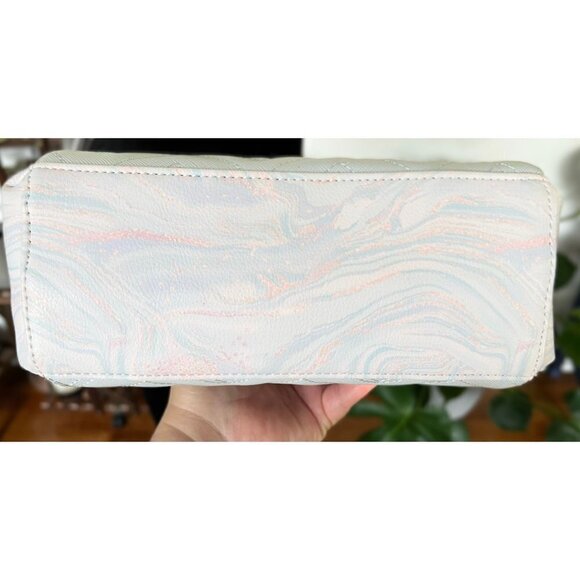 BETSEY Johnson Bonnie Quilted Crossbody Bag Chevron Pattern Grey/Blue - Picture 8 of 15